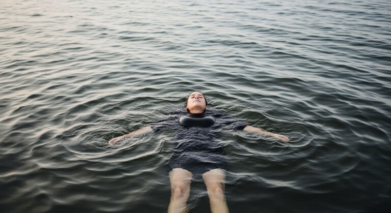 A Simple Guide to Using Non-Judgmental Awareness for Dissolving Anxiety
